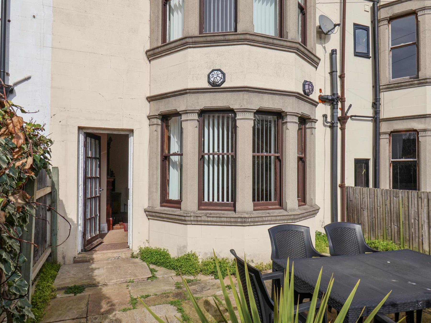 Mayfield Manor Whitby Exterior foto